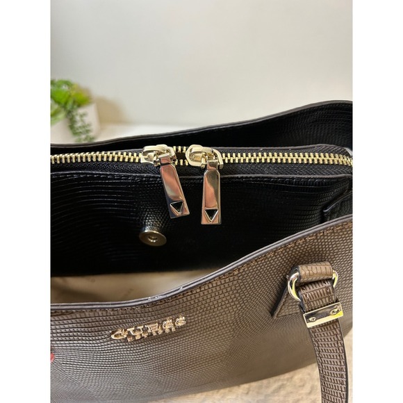 GUESS‎ Satchel Purse Brown Lizard Embossed Faux Leather Top Handle Bag - Picture 10 of 16